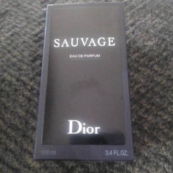 Dior Sauvage Eau de Parfum Spray 100ml Sealed - Picture 4 of 5